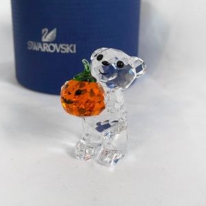 Swarovski | Kris Bear | A Pumpkin For You